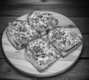 Indian Masala Garlic Bread