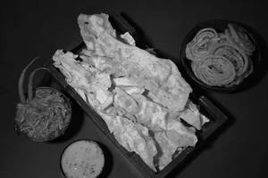 Fafda [250 Grams] With Jalebi [100 Grams]