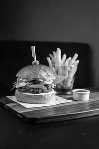 Mediterranean Cheeseburger