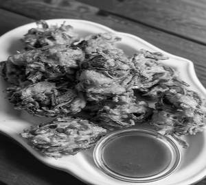 Aloo Piyaz Pakodi