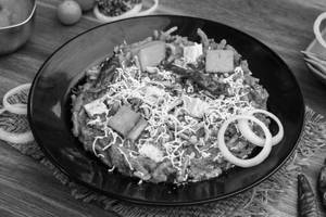 Sev paneer