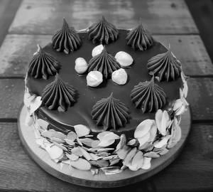 Hazelnut cake
