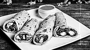 Veg Schezwan Roll