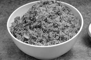 Veg Schezwan Fried Rice [750 ml]