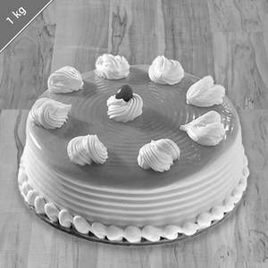 Eggless Strawberry Cake