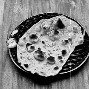 Butter Garlic Tandoori Roti