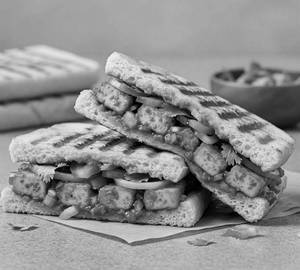 Tandoori Paneer Sandwich