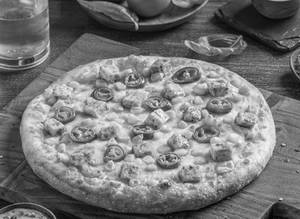 Paneer Jalapeño Pizza