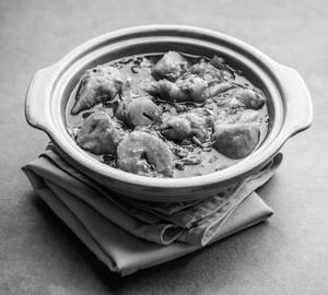 Amritsari Soya Chaap Curry
