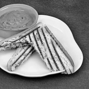 Spinach Panner Mayo Grilled Sandwich