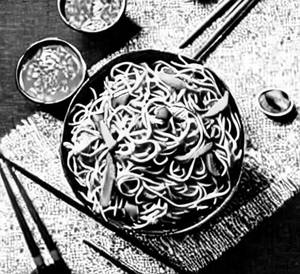 Hakka Noodles Chicken