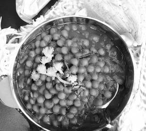 Chole
