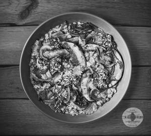 Mushroom coriander