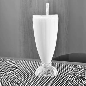 Apple milkshake