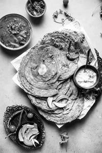 Lal Mirch Paratha 