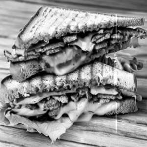 Cheesy Garlic Grill Sandwich