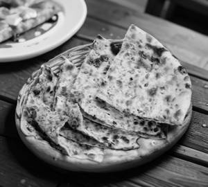 Tandoori paneer paratha