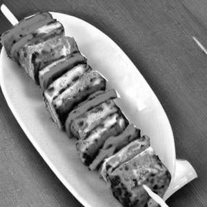 Tandoori masala paneer roll