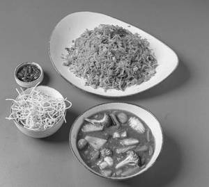 Chilli Garlic [Chicken] Rice With Gravy