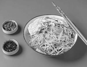 Pan Thai Noodles [Chicken]