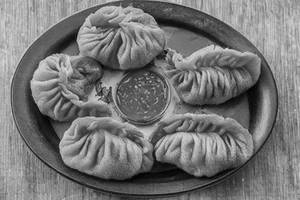 Veg Kurkure Momos (5 Pcs)                                                    
