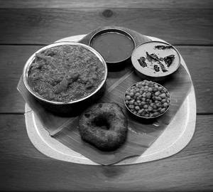 Bisi Bele Bath (500 Gms) + Vada Combo