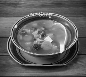 Veg clear soup