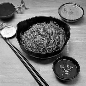 Pan Fried Prawns Noodles Hunan Sauce