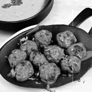 Chicken Kofta (Red Gravy)