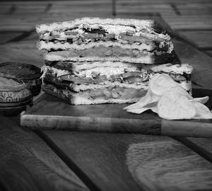 Masala Cheesy Grill Sandwich
