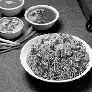 Veg Manchurian Fried Rice Regular