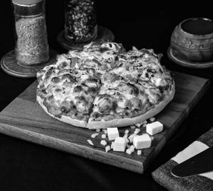 Tandoori Paneer Pizza 