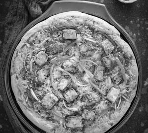 Paneer Tikka Pizza