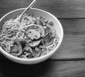 Veg mushroom noodles