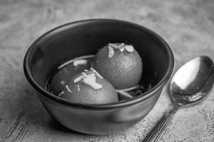 Gulab Jamuns