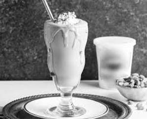 Green Pista Milkshake