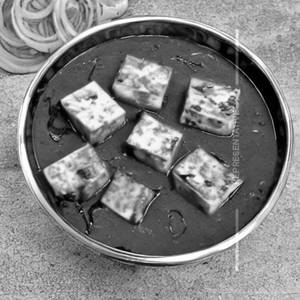 Paneer Lehsuniya