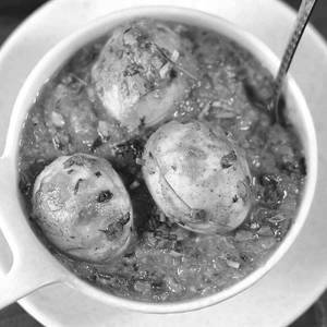 Egg Masala (2 Pieces Of Eggs In Gravy)