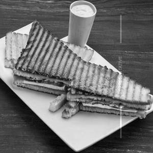 Lays Cheese Grilled Sandwich