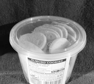 Almond Cookies [180 Grams]