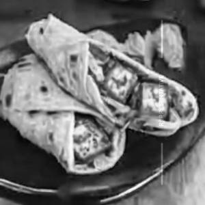 Peri Peri Paneer Roll
