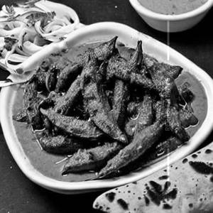 Tawa Bhindi Amchuri