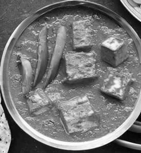 Mattar paneer