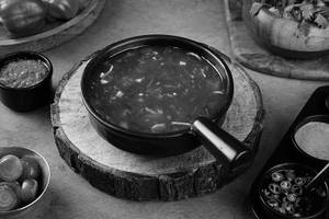 Hot N Sour Soup [600 Ml]