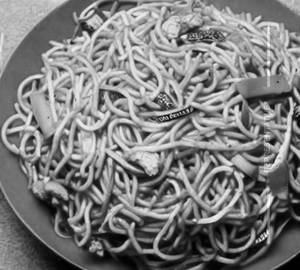 Schezwan Noodles [Chicken]
