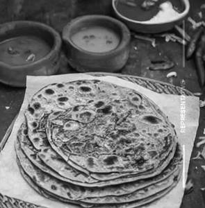 Methi Cheese Paratha