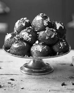Hot Gulab Jamun ( 2 Piece)