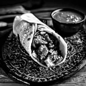 Salsa Paneer Roll