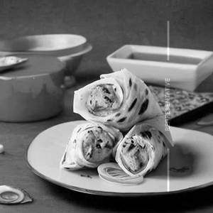 Aaloo Tikki Roll