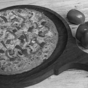 Cheese Capsicum Onion Pizza